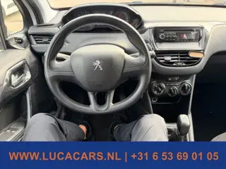 Foto 17 van Peugeot 208 1.2 VTi Access AIRCO TREKHAAK NIEUWE APK!