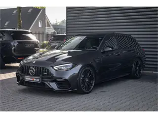 Foto 17 van Mercedes-Benz C-Klasse Estate AMG 63 S E Performance Night Edition AMG Performance stoelen