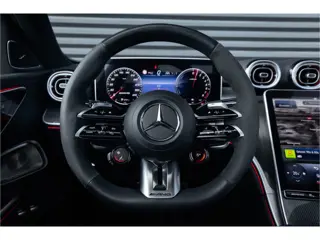 Foto 15 van Mercedes-Benz C-Klasse Estate AMG 63 S E Performance Night Edition AMG Performance stoelen