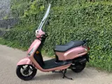 Foto 30 van SYM Fiddle 2 45 km E5 Scooter Rose Gold BETAAL met in3