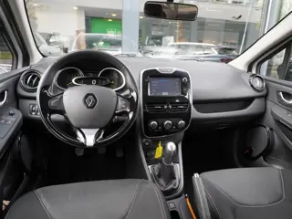Foto 13 van Renault Clio Estate TCe 90 Expression  / NAVI / DAKRAILS / AIRCO / CRUISE / BLUETOOTH / LEDER STUUR