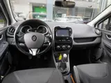 Foto 23 van Renault Clio Estate TCe 90 Expression  / NAVI / DAKRAILS / AIRCO / CRUISE / BLUETOOTH / LEDER STUUR