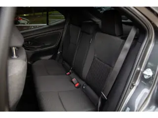 Foto 12 van Toyota Yaris Cross 1.5 Hybrid , Adaptive cruise, Achteruitrijcamera, Stoel/stuurverwarming,