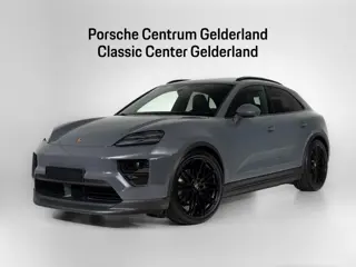 Porsche Macan 4