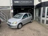Foto 29 van Toyota Yaris 1.0-16V VVT-i Sol/Semi-Automaat!77DKM!Nap/APK!