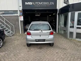 Foto 15 van Toyota Yaris 1.0-16V VVT-i Sol/Semi-Automaat!77DKM!Nap/APK!