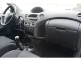 Foto 27 van Toyota Yaris 1.5 VVT-i T-Sport