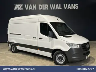 Mercedes-Benz Sprinter 211 CDI 115pk L2H2 Euro6 Airco | Camera | Trekhaak Bijrijdersbank