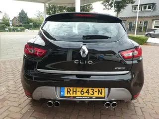 Foto 14 van Renault Clio 1.2 GT Automaat, Airco, Sport uitlaat, RS Pakket,
