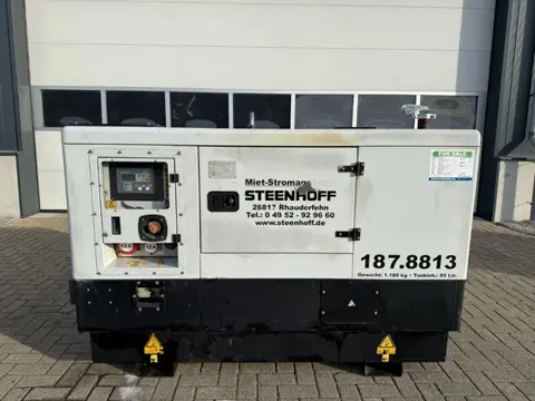 Deutz BF4M 2011 Linz 40 kVA Silent generatorset aggregaat