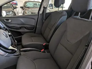 Foto 16 van Renault Clio Estate 0.9 TCe Expression Airco, Cruise Control, Stuurbekrachtiging