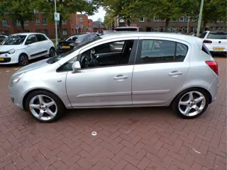 Foto 19 van Opel Corsa 1.4-16V Business Sport (bj 2008)
