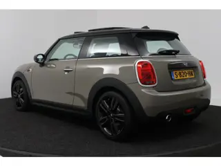 Foto 16 van MINI 3-deurs 1.5 Cooper Pepper (PANORAMADAK, STOELVERWARMING, CARPLAY)