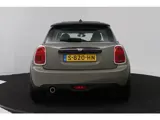 Foto 29 van MINI 3-deurs 1.5 Cooper Pepper (PANORAMADAK, STOELVERWARMING, CARPLAY)