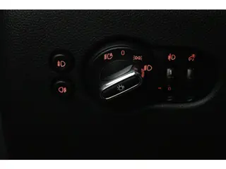 Foto 11 van MINI 3-deurs 1.5 Cooper Pepper (PANORAMADAK, STOELVERWARMING, CARPLAY)
