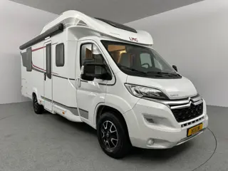 LMC T 720 Tourer Lift Queensbed HEFBED Cassetteluifel