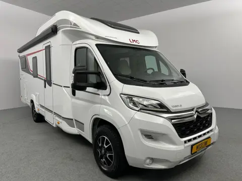 LMC T 720 Tourer Lift Hefbed Cassetteluifel