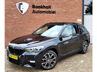BMW X1 XDrive25e M-sport, Pano, ACC, HUD, Cam, Trekhaak, HiFi, Keyless