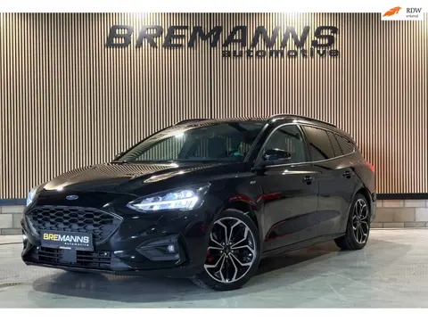 Ford Focus Wagon 1.0 EcoBoost ST Line X / Automaat / Winterpakket /