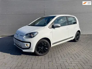 Volkswagen Up! 1.0 club up met navi / airco / elek pakket
