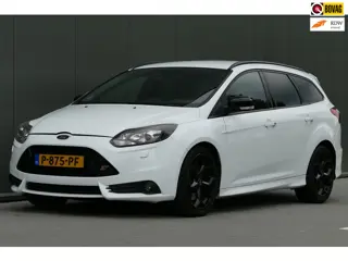 Ford Focus Wagon 2.0 EcoBoost ST-3 Carplay Recaro Lane Navi Xenon Sony