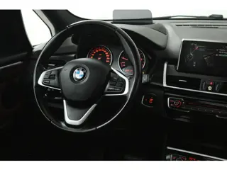 Foto 19 van BMW 2 Serie Gran Tourer 218i Centennial High Executive 7p (TREKHAAK, STOELVERWARMING, ELEKTR STOELEN