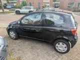 Foto 23 van Toyota Yaris 1.3 VVT-i Sol