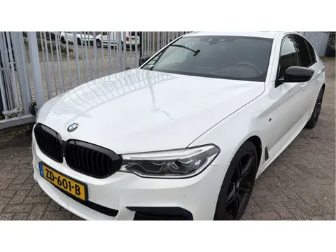 BMW 5 Serie 530i High Executive Edition Automaat | Navi | Camera | Kardon | Keyless | Stoelverwarmin