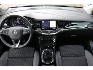 Foto 13 van Opel Astra Sports Tourer 1.2 96kw Elegance org.NL camera comfort-stoelen