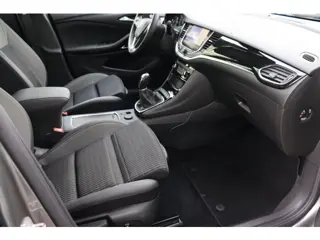 Foto 12 van Opel Astra Sports Tourer 1.2 96kw Elegance org.NL camera comfort-stoelen