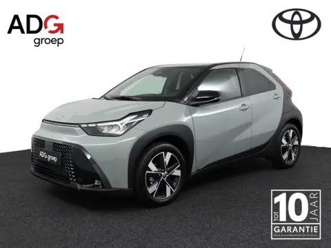 Toyota Aygo X Hybrid 115 pulse | Nieuw uit voorraad leverbaar | Achteruitrijcamera | Adaptieve cruis