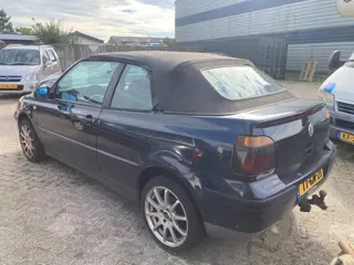 Foto 20 van Volkswagen Golf Cabriolet 1.8 Trendline Bj 1998 lees omschrijving