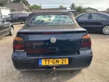 Foto 29 van Volkswagen Golf Cabriolet 1.8 Trendline Bj 1998 lees omschrijving