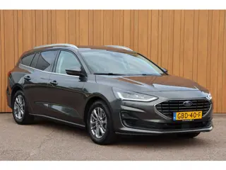 Foto 20 van Ford Focus Wagon 1.0 EcoBoost Hybrid Titanium org.NL