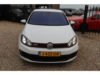 Foto 17 van Volkswagen Golf 2.0 GTI ADIDAS EDITION GETUNED JD ENGENEERING