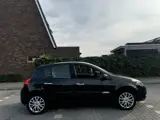 Foto 27 van Renault Clio 1.2 TCe Dynam Keyl Clima BT Navi Cruise