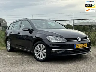 Foto 12 van Volkswagen Golf Variant 1.0 TSI Navi Massage Camera Trekhaak