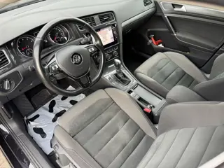 Foto 15 van Volkswagen Golf Variant 1.0 TSI Navi Massage Camera Trekhaak