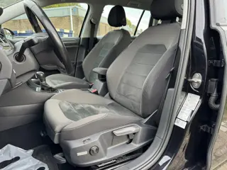 Foto 17 van Volkswagen Golf Variant 1.0 TSI Navi Massage Camera Trekhaak