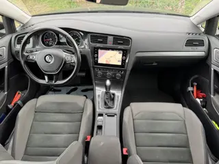 Foto 18 van Volkswagen Golf Variant 1.0 TSI Navi Massage Camera Trekhaak