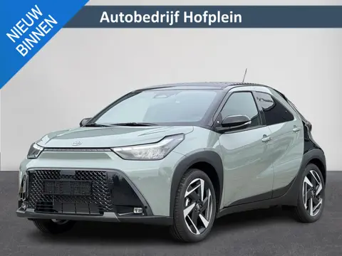 Toyota Aygo X Hybrid 115 envy JBL Audio | Elektrisch vouwdak | ACC | Clima | Camera| PDC voor+achter