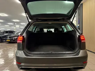 Foto 17 van Volkswagen Golf Variant 1.4 TSI Comfortline Business * Navigatie / Parkeersensoren / Cruise control
