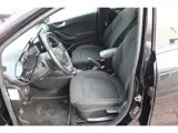Foto 28 van Ford Fiesta 1.0 EcoBoost Hybrid Titanium (bj 2022)