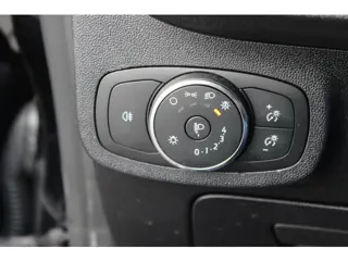 Foto 14 van Ford Fiesta 1.0 EcoBoost Hybrid Titanium (bj 2022)