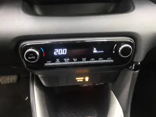 Foto 13 van TOYOTA YARIS 1.5 HYBRID 115 ACTIVE I AUTOMAAT I APPLE CARPLAY I P-CAMERA I ADAPTIVE CRUISE CONTROL