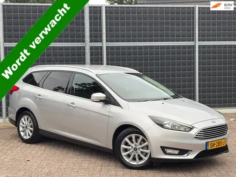 Ford Focus Wagon 1.0 Titanium | nwe. Distr. |CarPlay | incl 12 mnd. Garantie