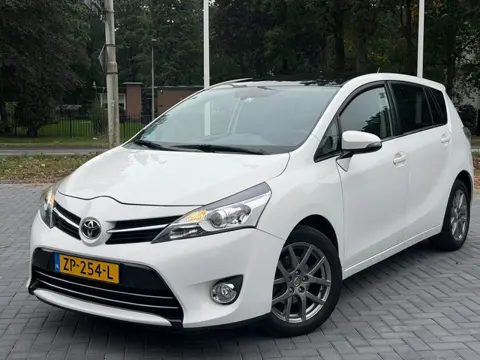 Toyota Verso 1.6 VVT-i Business/Pano/Clima/Cruise/Camera/LMV