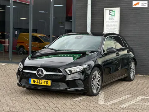 Mercedes-Benz A-klasse 200 Business Solution AMG Upgrade/CAMERA/CARPLAY/NAVI/NETTE STAAT!!