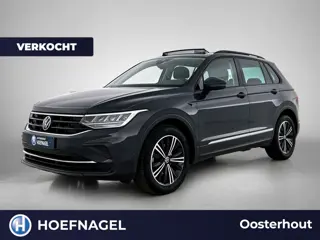 Volkswagen Tiguan 1.5 TSI Life Automaat | Adaptive Cruise | Stoelverwarming | CarPlay | Camera | Par