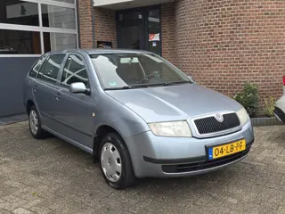 Skoda Fabia Combi 1.4-16V Comfort Airco |Trekhaak |Apk-Nieuw